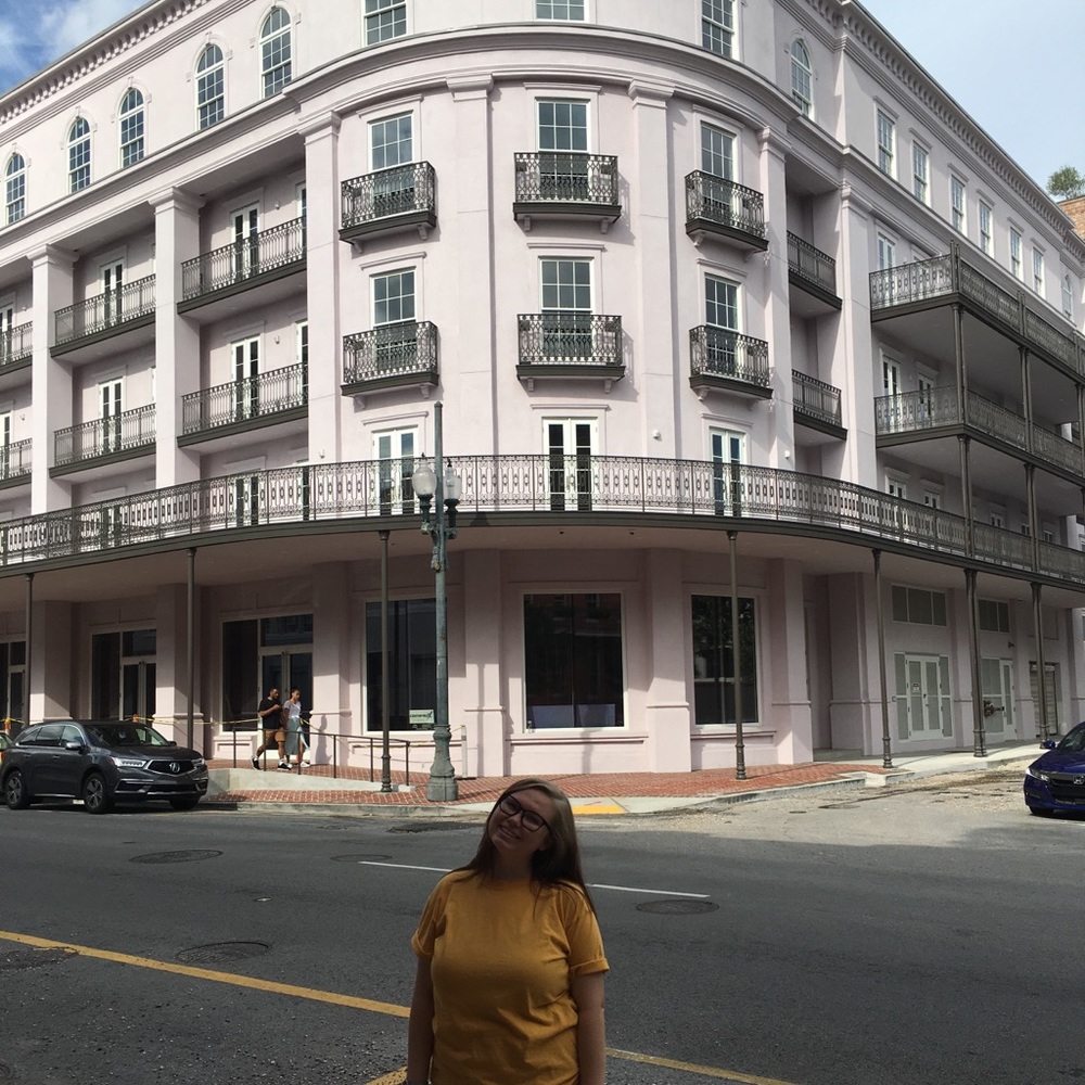 Meet your Posher, Loretta